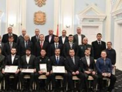 Губернатор Омской области поздравил омичей с Днем защитника Отечества