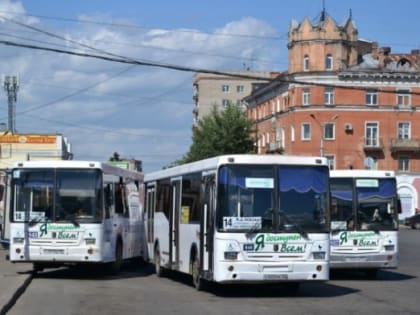 В город прибыла партия больших автобусов