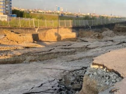 В высотке, возле которой произошел разлом, продают квартиры за 10 млн.