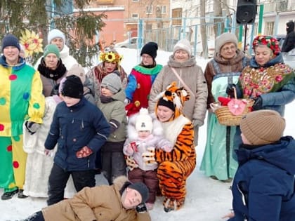 «Маслена идет, весну - подругу ведет»