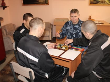 Психологи исправительных учреждений УФСИН России по Омской области в работе со спецконтингентом используют опыт взаимодействия с представителями традиционных религиозных конфессий
