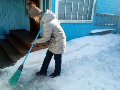 Добровольцы города провели патриотическую акцию "Здесь живет ветеран"