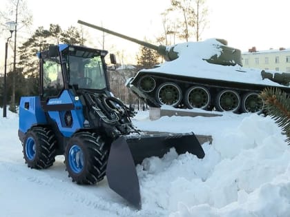 В Омске, несмотря на минусовые температуры, начали ямочный ремонт на мостах