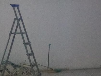 Недалеко от центра Омска построили четырехэтажный магазин