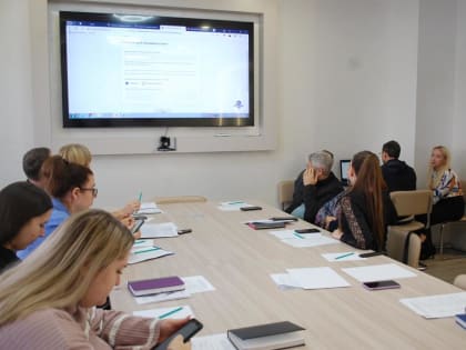 В Омской области оценили процедуру получения земельных участков в аренду через портал "Госуслуги"