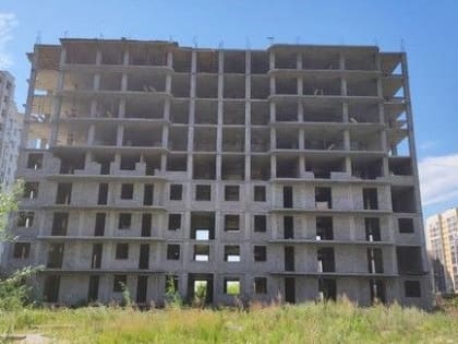 В Омске будут искать подрядчиков, которые достроят три дома для дольщиков
