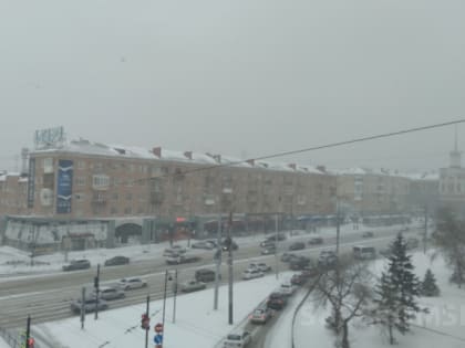 Погода приготовила омичам стремительные перепады температур и десяток неприятных явлений