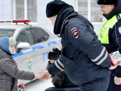 Полпред президента Анатолий Серышев исполнил заветные желания юных сибиряков