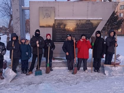 Отдали дань уважения Герою