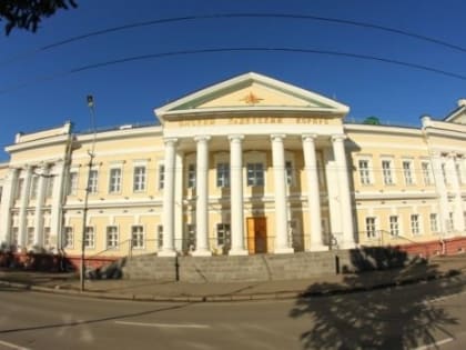 Хоценко намекнул, что старым кадетским корпусом займутся частные инвесторы