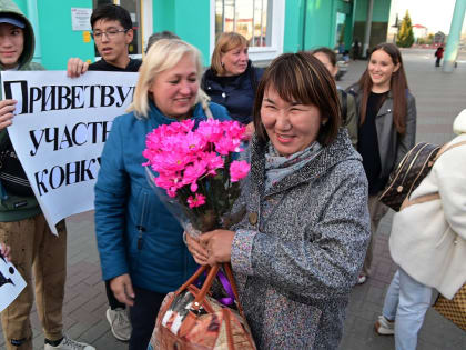 Омские педагоги, представлявшие регион в финалах всероссийских конкурсов, вернулись домой