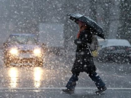 В Омске — опасные погодные условия для автомобилистов