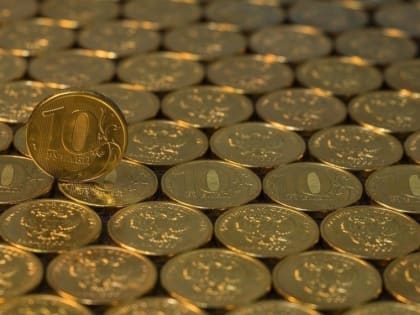 Омичи увеличили спрос на рублевые вклады на 70%