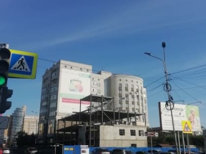 Ресторан-долгострой племянника Камерцеля превратился в «административное здание»