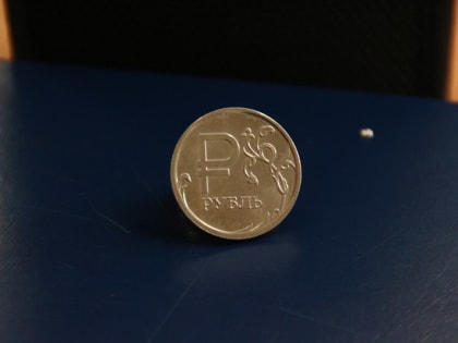 Чтобы побороть инфляцию, в России повысили ключевую ставку до 13 %