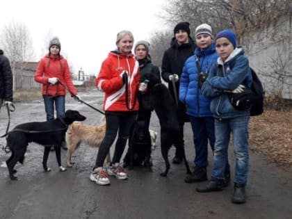 Воспитанники воскресной школы при соборе Воздвижение Креста Господня побывали в гостях у приюта “Друг”