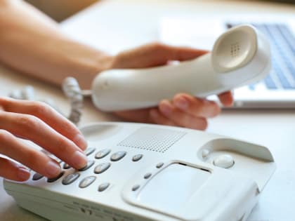 На горячую линию по имущественным налогам и НДФЛ обратились 15 жителей Омской области