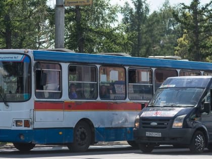 В Омске могут возникнуть проблемы с оплатой проезда картой