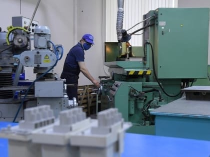Минтруд спрогнозировал спрос на 1 миллион работников для промпроизводства