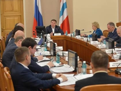 Губернатор Виталий Хоценко изменил формат работы Инвестиционного комитета Омской области