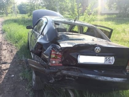 Автобус сбил сотрудника ДПС и водителя легковушки