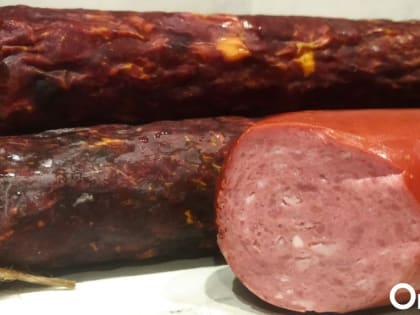 Новосибирцев предупредили о риске развития рака из-за колбасы