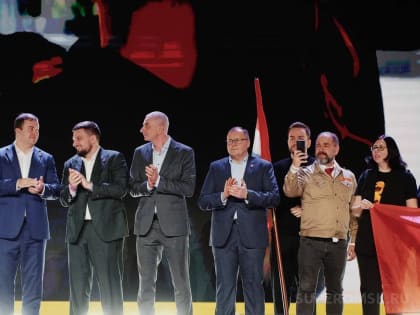 Мэрия Омска объяснила отсутствие Шелеста рядом с Хоценко в Москве