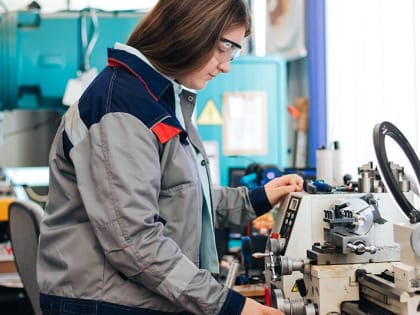 Виталий Хоценко: В Омской области создадут научный центр по разработке беспилотных авиационных систем