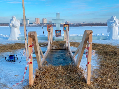 Глава ГУ МЧС России по Новосибирской области раскритиковал запрет на крещенские купания в Бердске