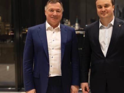 Глава Омской области Хоценко обсудил с вице-премьером РФ Хуснуллиным восстановление дорог в регионе