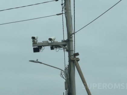 В Омске до 15 ноября станут проводить сплошные рейды по парковке на газонах