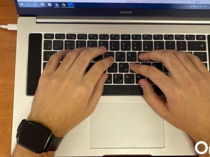 В Омске вырос спрос на строителей и бьюти-специалистов