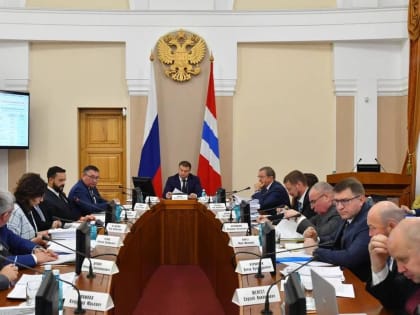 Виталий Хоценко: на решение вопросов жителей Нижнеомского и Тюкалинского районов направляем более 11  миллионов рублей