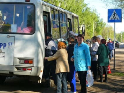 В Омске дачные автобусы переходят на осеннее расписание