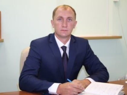 Новым главой омской Кормиловки стал многодетный отец Илья Филипцов