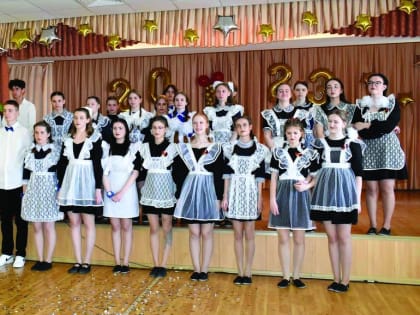 Школьный вальс и последний звонок