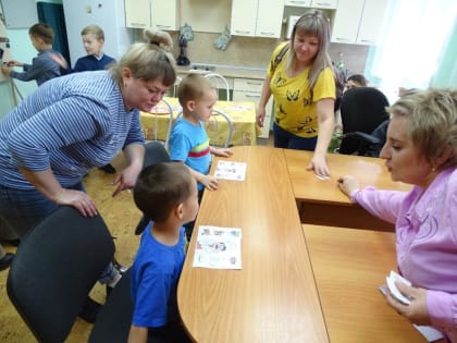 В Омской области в комплексных центрах получают поддержку более 5 тысяч семей участников СВО