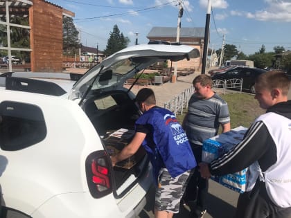 Жители Тары собирают гуманитарную помощь жителям Донбасса