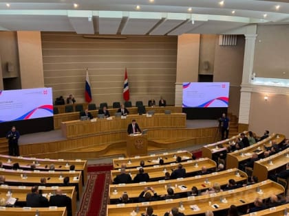 Виталий Хоценко сообщил о создании в Омской области 20 тысяч новых рабочих мест