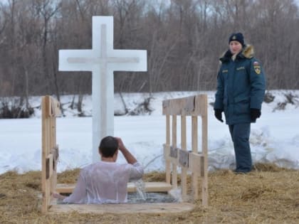 Омичам напомнили о правилах подготовки к Крещенским купаниям
