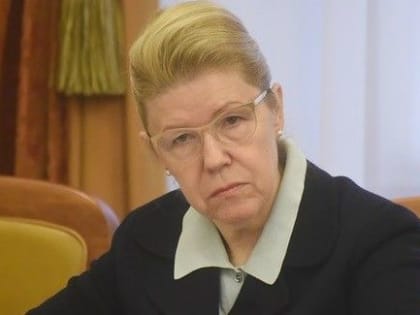 Елена МИЗУЛИНА: «Мне тяжело отрываться от Омской земли. Вдвойне тяжелее, когда в спину летит камень»