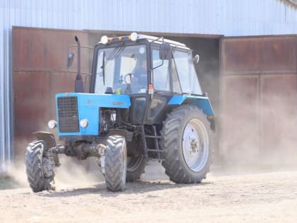 Спортсмены со всей страны будут выявлять самых быстрых и метких трактористов в Омской области