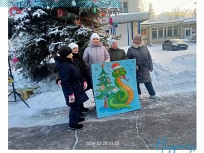 « А у нас новый год, ёлка в гости зовёт!»