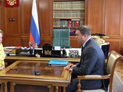 Хоценко пригласил в Омск Валентину Матвиенко