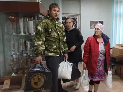 Погорельцам из Крутинского района доставили гумпомощь от «Единой России»