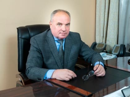 Поздравление заместителя Председателя Правительства Омской области, Министра труда и социального развития Владимира Куприянова с Днем отца