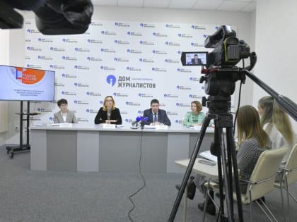 На омские заводы с начала года трудоустроено свыше 2 тыс. человек, ещё 800 резюме находится на рассмотрении