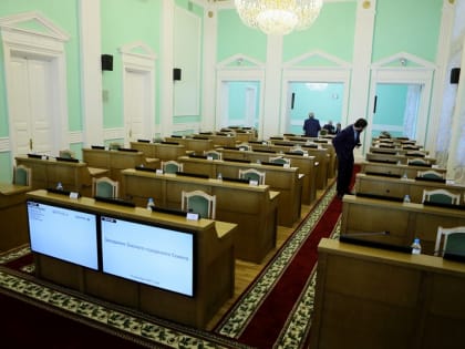 Довыборы в Омске: «Единая Россия» получает мандаты