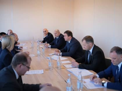 По инициативе Виталия Хоценко на прилавках омских «Пятерочек» станет больше продукции местных сельхозпроизводителей