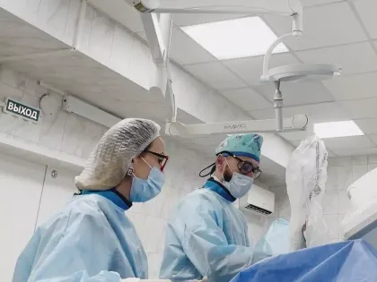 Почти 9 месяцев борьбы. Омские хирурги спасли пациентку от ампутации ноги